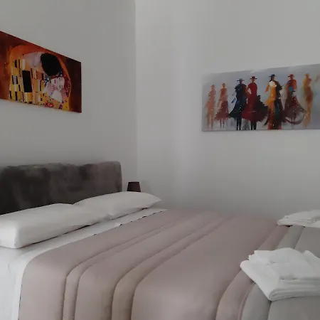 Casa Lucia * バーリ